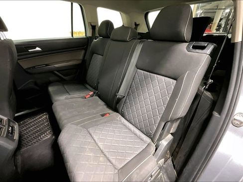 Used 2021 Volkswagen Atlas S w/ MDO Package (Bench Seat) image 34