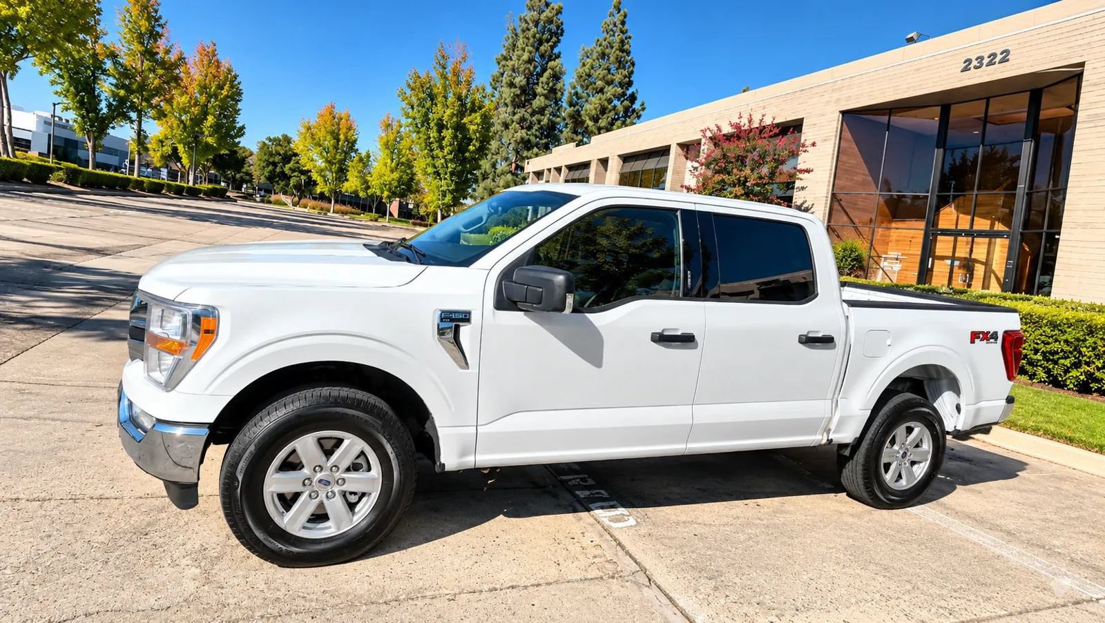 Used 2021 Ford F150 XLT w/ Equipment Group 301A Mid AWD/4WD image 4