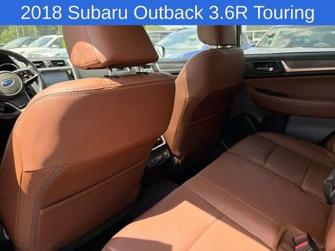 Used 2018 Subaru Outback 3.6R Touring AWD/4WD image 22