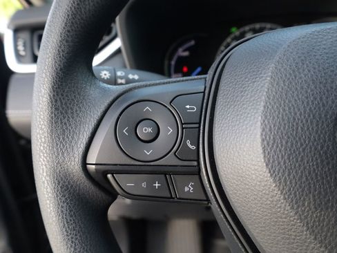 Used 2025 Toyota RAV4 LE image 26