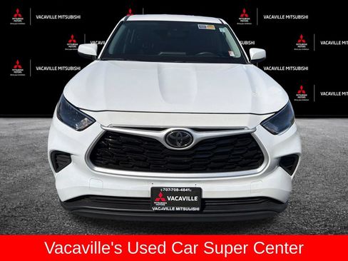 Used 2023 Toyota Highlander L FWD image 8