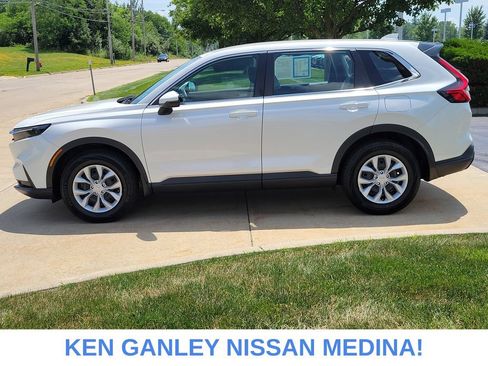 Used 2023 Honda CR-V LX image 6