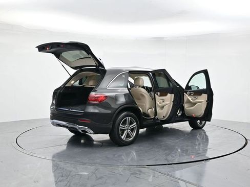 Used 2021 Mercedes-Benz GLC 300 4MATIC image 48