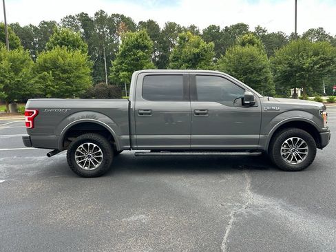 Used 2018 Ford F150 XLT w/ Equipment Group 302A Luxury AWD/4WD image 18