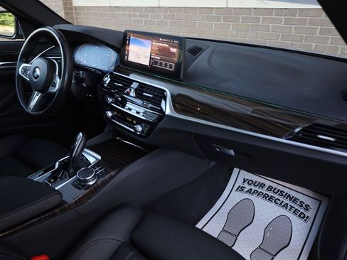 Used 2023 BMW 540i xDrive w/ M Sport Package AWD/4WD image 25