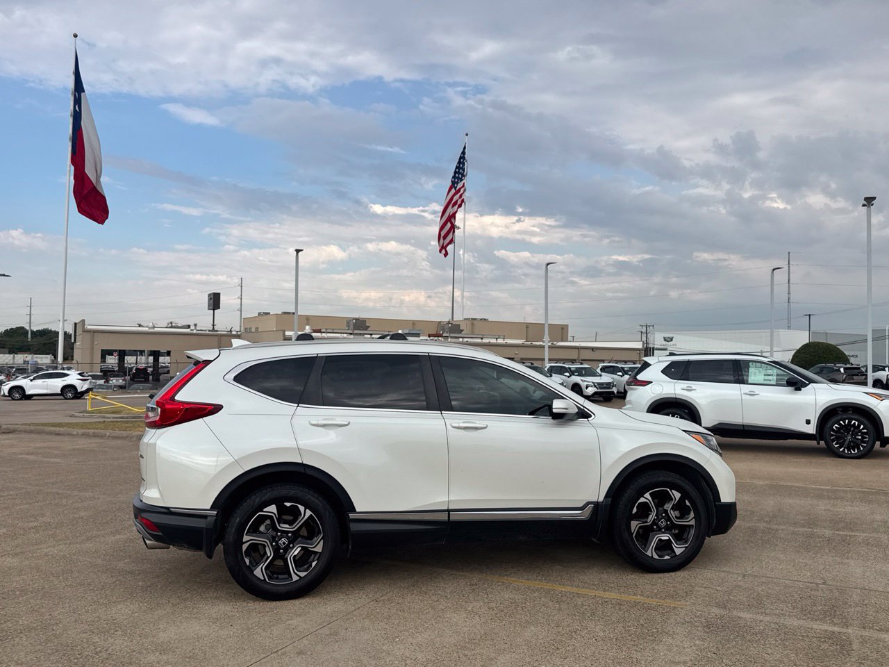 Used 2018 Honda CR-V Touring image 25