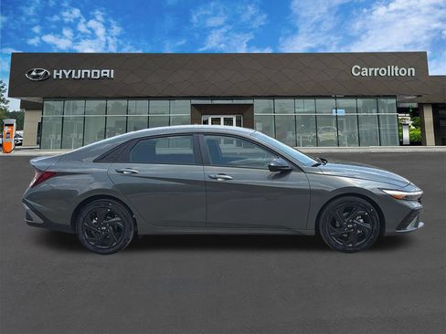 New 2026 Hyundai Elantra Sport FWD image 5