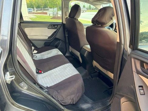 Used 2015 Subaru Forester 2.5i Premium w/ All-Weather Package AWD/4WD image 18
