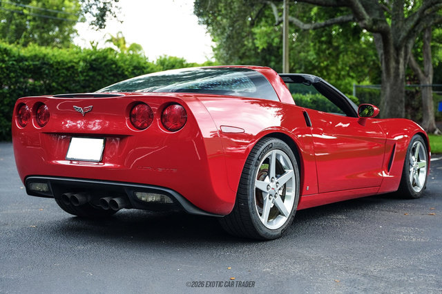 Used 2006 Chevrolet Corvette Coupe w/ Preferred Equipment Group RWD image 8