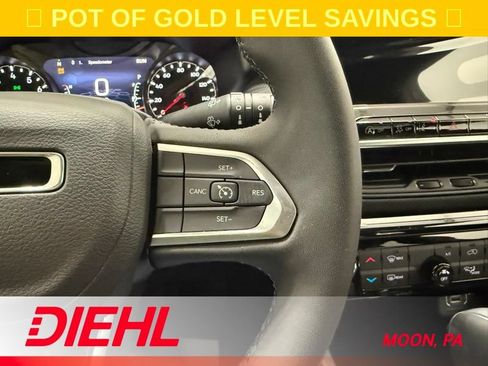 New 2026 Jeep Compass Latitude AWD/4WD image 24