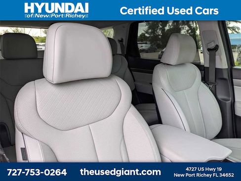 Used 2024 Hyundai Palisade SEL w/ Premium Package image 6