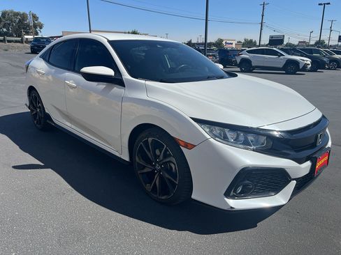 Used 2019 Honda Civic Sport image 3
