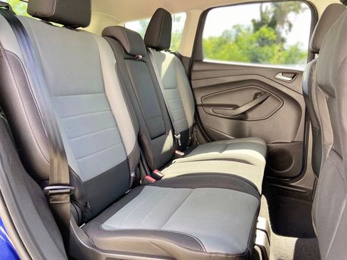 Used 2016 Ford Escape SE FWD image 21