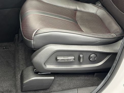 Used 2025 Honda Pilot Black Edition image 15