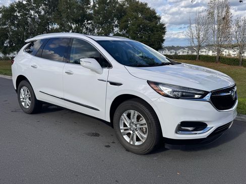 Used 2019 Buick Enclave Essence image 41