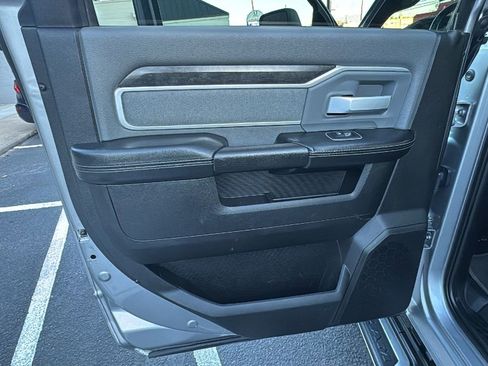 Used 2023 RAM 2500 Big Horn w/ Level 1 Equipment Group image 12