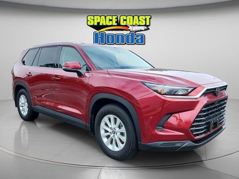Used 2024 Toyota Grand Highlander AWD image 1