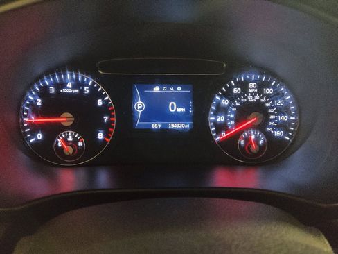 Used 2018 Kia Sorento FWD V6 image 23