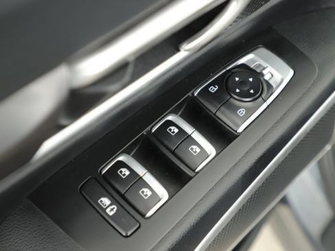 Used 2024 Kia Telluride LX image 9