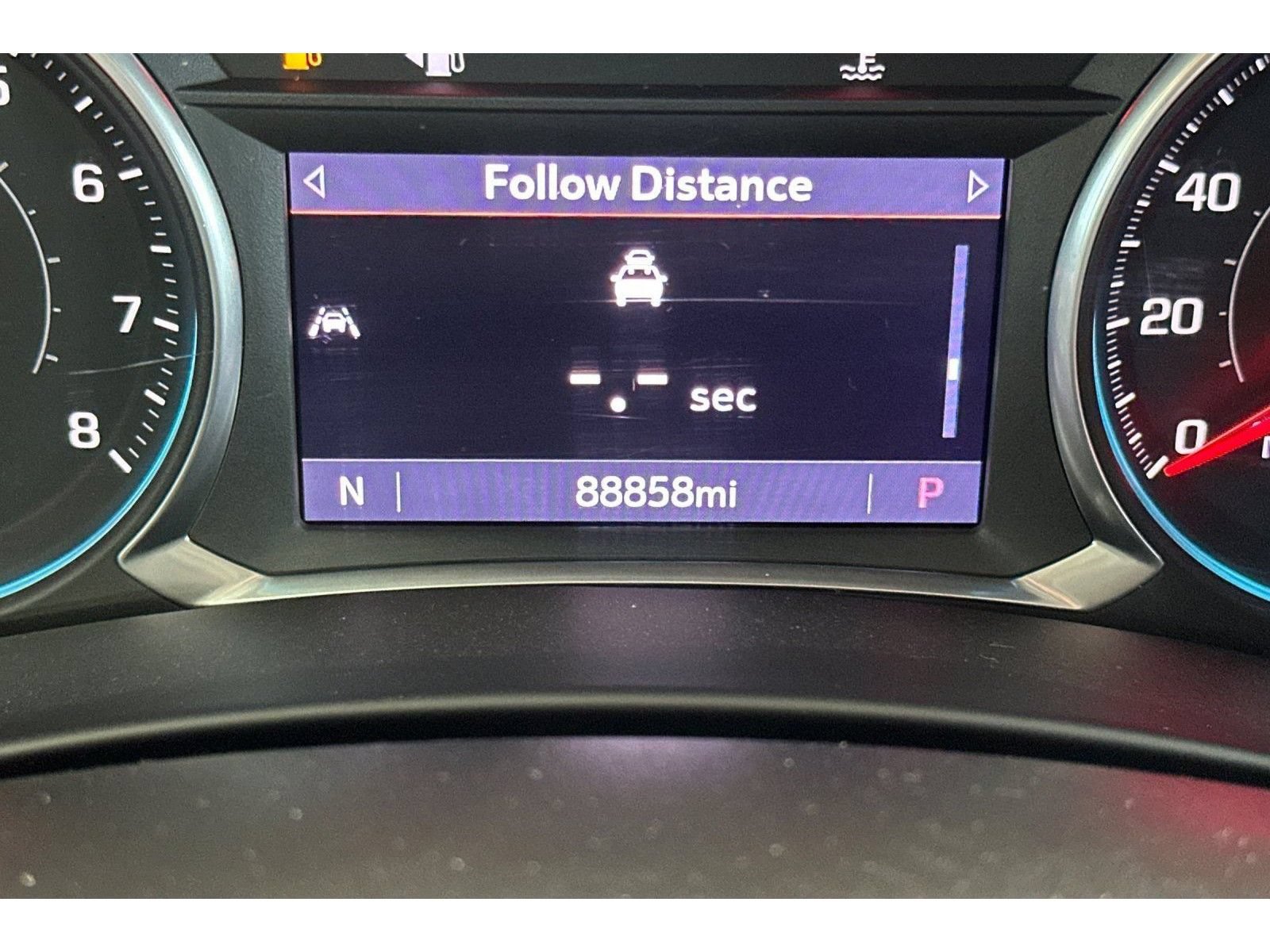 Used 2020 Chevrolet Equinox Premier w/ Premier Redline Edition FWD image 27