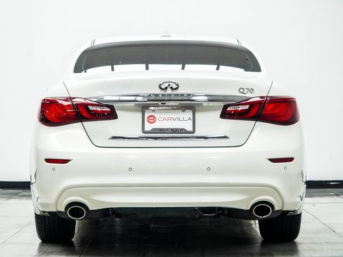 Used 2015 INFINITI Q70 3.7 RWD image 11
