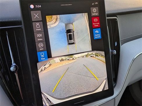 New 2026 Volvo XC60 B5 Ultra w/ Protection Package Premier image 11