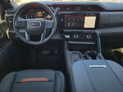 New 2026 GMC Sierra 2500 AT4 w/ AT4 Premium Plus Package AWD/4WD image 13