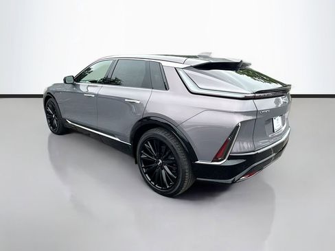 New 2025 Cadillac Lyriq Luxury image 7