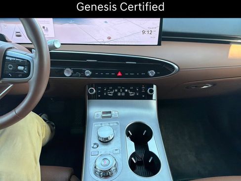 Certified 2026 Genesis GV70 2.5T Advanced AWD/4WD image 22