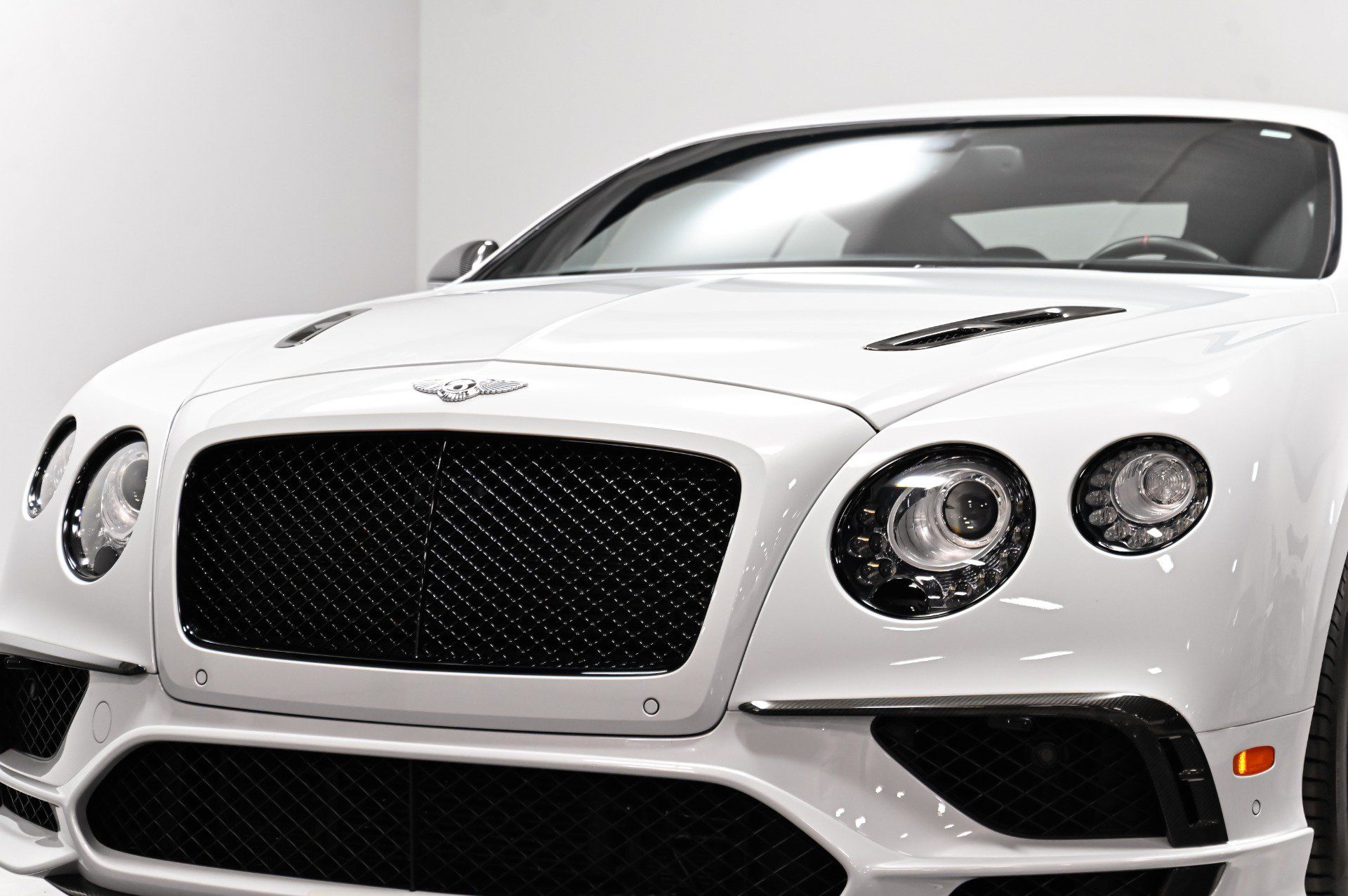 Used 2017 Bentley Continental GT Supersports AWD/4WD image 37