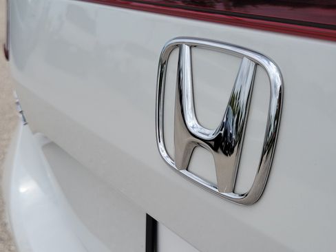 Used 2024 Honda Civic Sport image 8