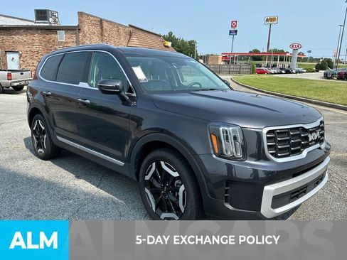 Used 2025 Kia Telluride S AWD/4WD image 3