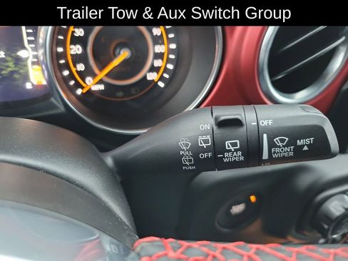 Used 2023 Jeep Wrangler Unlimited Rubicon image 15