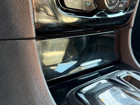 Used 2021 Chrysler 300 S image 37