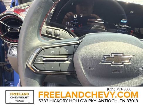 Used 2025 Chevrolet Equinox RS w/ Convenience Package III FWD image 27