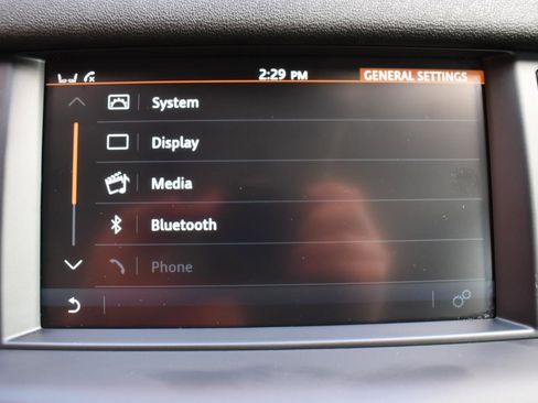 Used 2017 Land Rover Discovery Sport HSE image 29