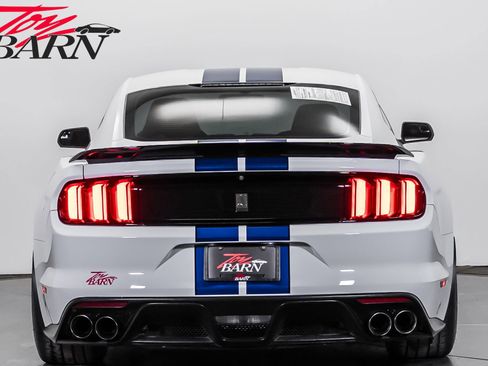 Used 2016 Ford Mustang Shelby GT350 w/ Track Package image 4