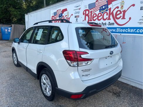 Used 2023 Subaru Forester AWD/4WD image 8