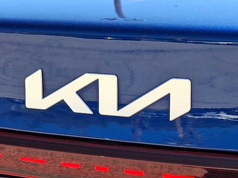 Used 2023 Kia Forte LXS FWD image 29