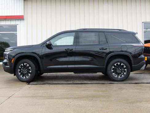 New 2026 Chevrolet Traverse Z71 w/ Enhanced Driving Package AWD/4WD image 11