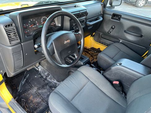 Used 2006 Jeep Wrangler X AWD/4WD image 18