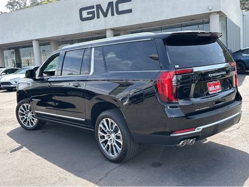 New 2026 GMC Yukon XL Denali w/ Sun & Power Step Package AWD/4WD image 3