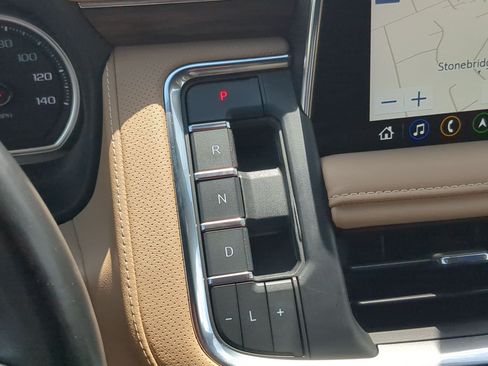 Used 2021 Chevrolet Tahoe Premier RWD image 20