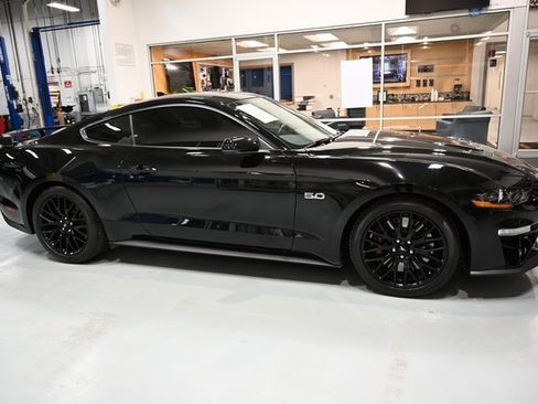 Used 2023 Ford Mustang GT Premium w/ GT Performance Package image 4