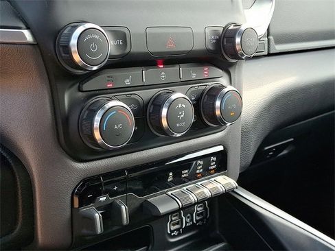 Certified 2022 RAM 1500 Big Horn image 16