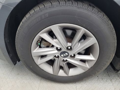 Used 2020 Kia Optima LX image 31