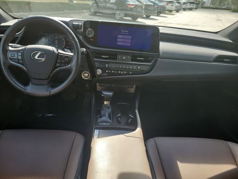 Used 2023 Lexus ES 350 w/ Premium Package image 16