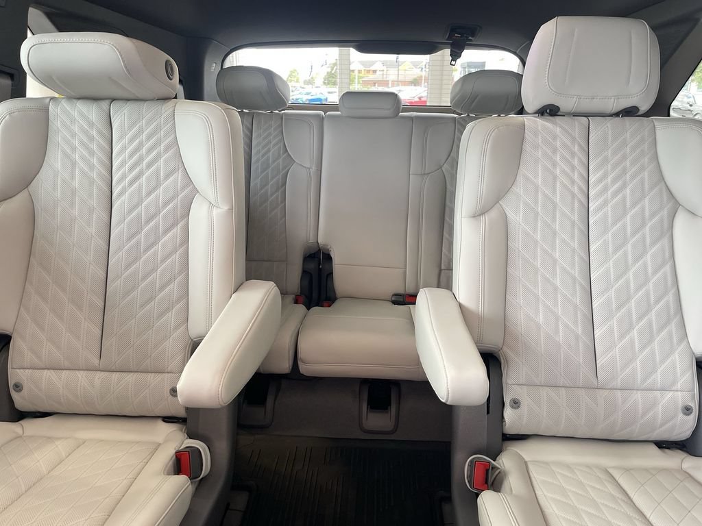 New 2026 Cadillac Escalade IQ Luxury 1 w/ LPO, Floor Liner Package AWD/4WD image 35