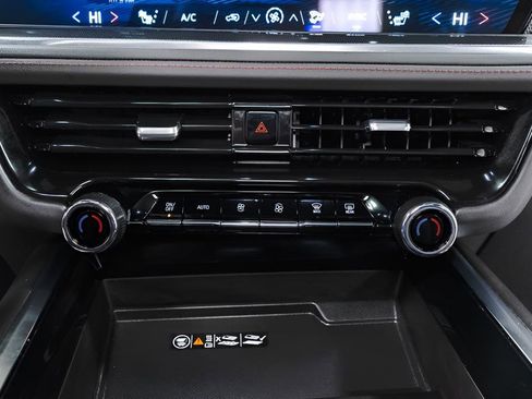 Used 2025 Chevrolet Tahoe RST w/ RST Capability Package AWD/4WD image 14