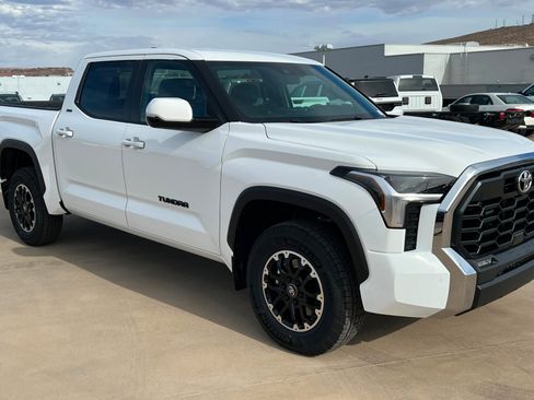 New 2026 Toyota Tundra SR5 AWD/4WD image 7